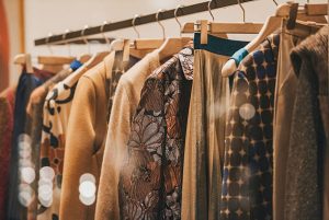 Seasonal Picks: Apparel Stores for Summer and Winter Fashion
